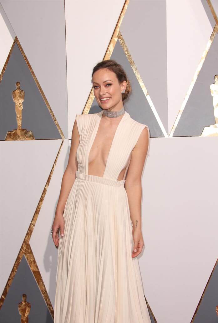 Olivia Wilde at the 2016 Oscars, wearing a Neil Lane choker. PR Photos.