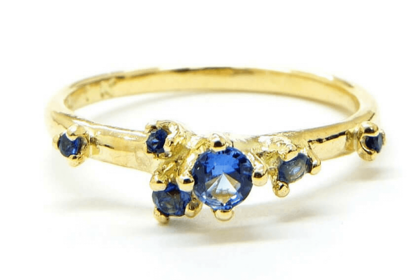 18K Yellow Gold Ring with Blue Sapphire 