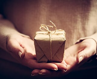 5-reasons-gift-giving-inner-5