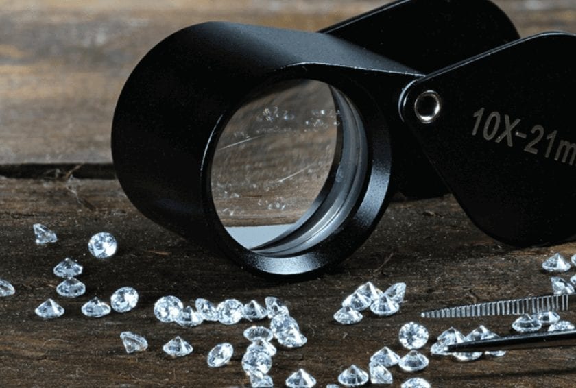 Diamond Clarity: Can It Be Identified with the Naked Eye