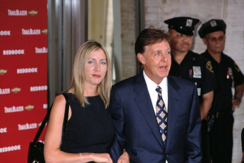 Paul McCartney with Heather Mills in 2001. Photo credit: Everett Collection / Shutterstock.com