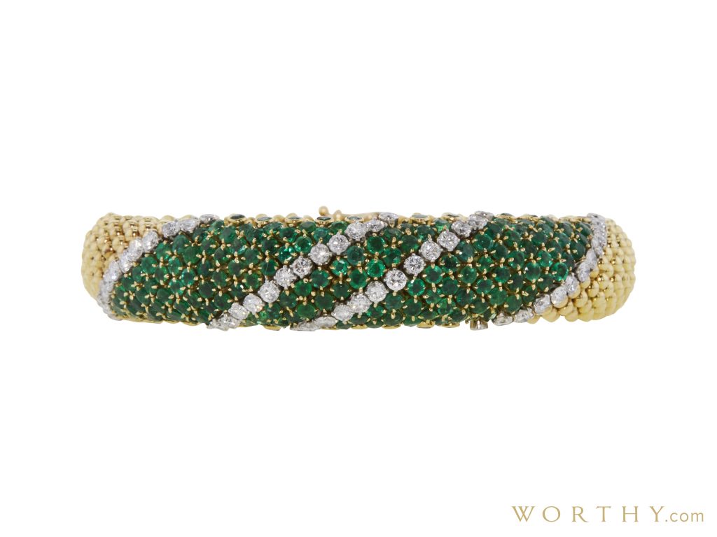 van cleef and arpels couscous emerald bracelet